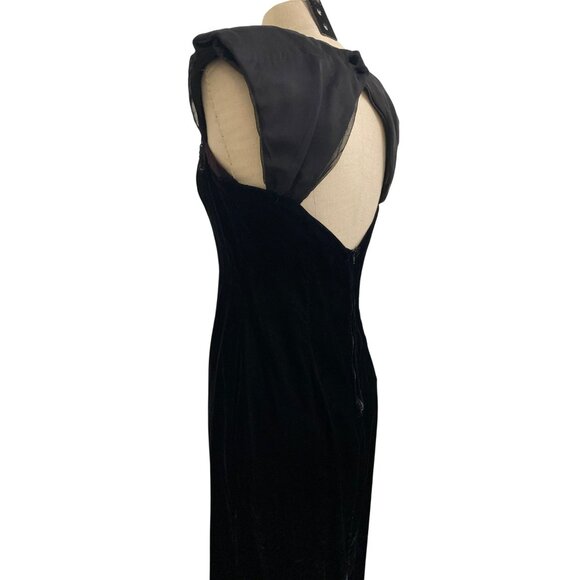 Vintage Steppin Out Black Velvet Evening Dress With Sheer Cap Sleeves and Beaded - Picture 11 of 13